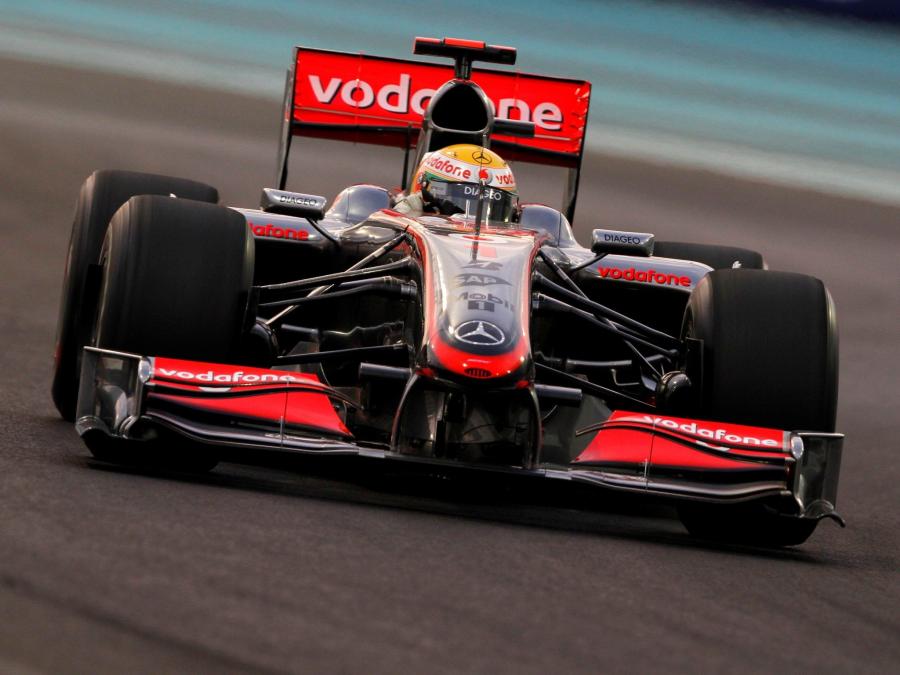  McLaren Mercedes-Benz MP4-24 2009 года  (фото 1 из 16)